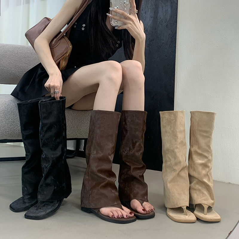Street Fashion Korean - Ausgehöhlte Damenstiefel mit Samtmanschette, mittelhohe modische