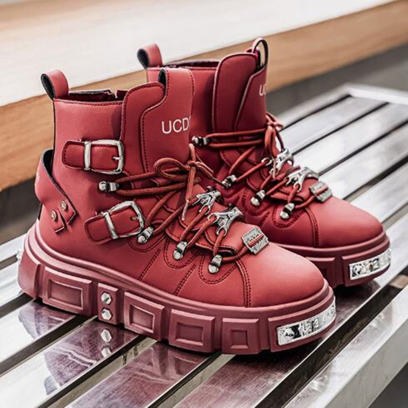 Luxuriöse schwarze High-Top-Sn – Street Fashion Luxury Bewertung und Preis