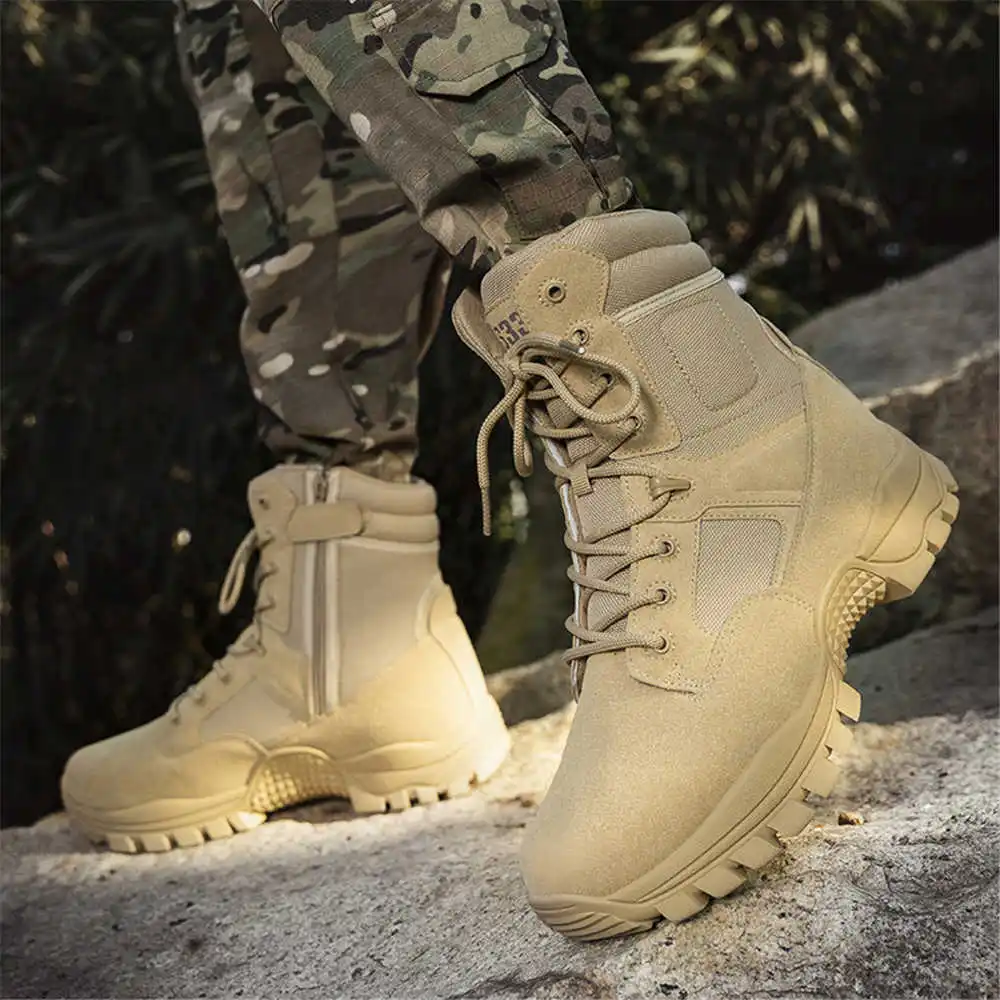 Rutschfeste Wanderstiefel aus  – Street Fashion For Short Guys Bewertung und Preis
